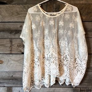 Lace Flowy short sleeve shirt